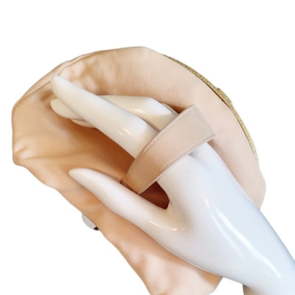 1940s Small Fabric Evening Clutch Bag With A Gold Frame And Pearl Studded Clasp - Picture 4 of 6